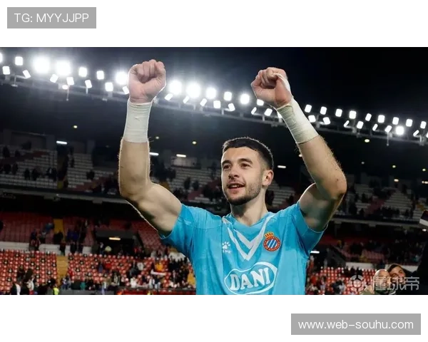 巴萨门将霍安-加西亚扑救关键，零封马竞立功