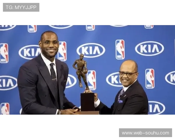 总决赛MVP竞争激烈,威尔逊与托马斯数据对比 总决赛MVP竞争激烈,威尔逊与托马斯数据对比